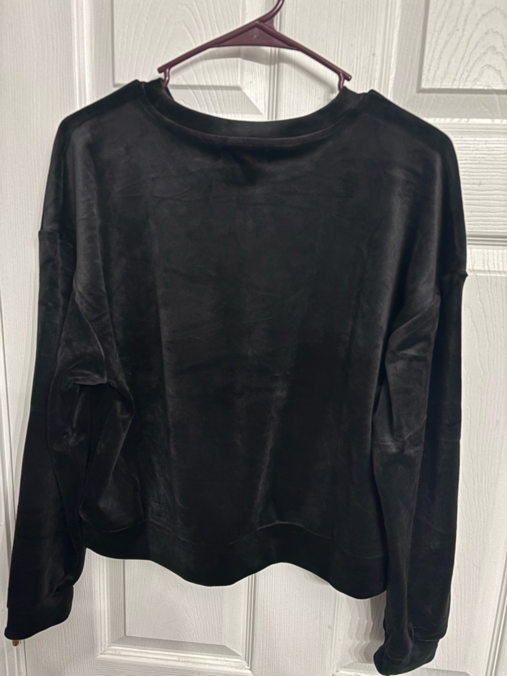 Juicy Couture Black Velour Sweatshirt with Rhinestone Logo -  XXL - Picture 3 of 3